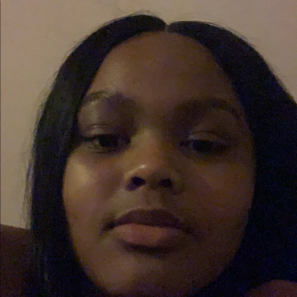 Meet your Posher, Shatia